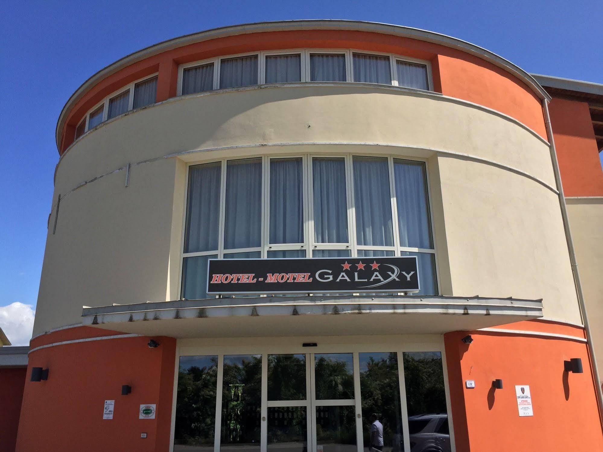 Hotel Motel Galaxy Reggio Emilia Exterior photo